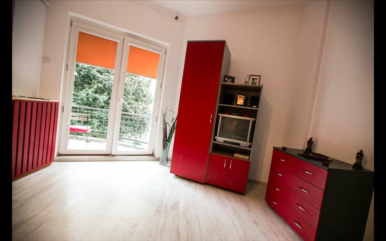 Cismigiu Garden Studio Appartamento Bucarest Esterno foto